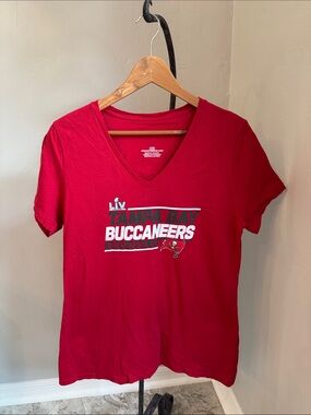 Tampa Bay Buccaneers Red Super Bowl LIV V-Neck Tee